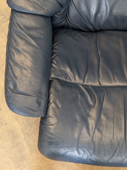 Stressless Reno Reclining Chair + Ottoman