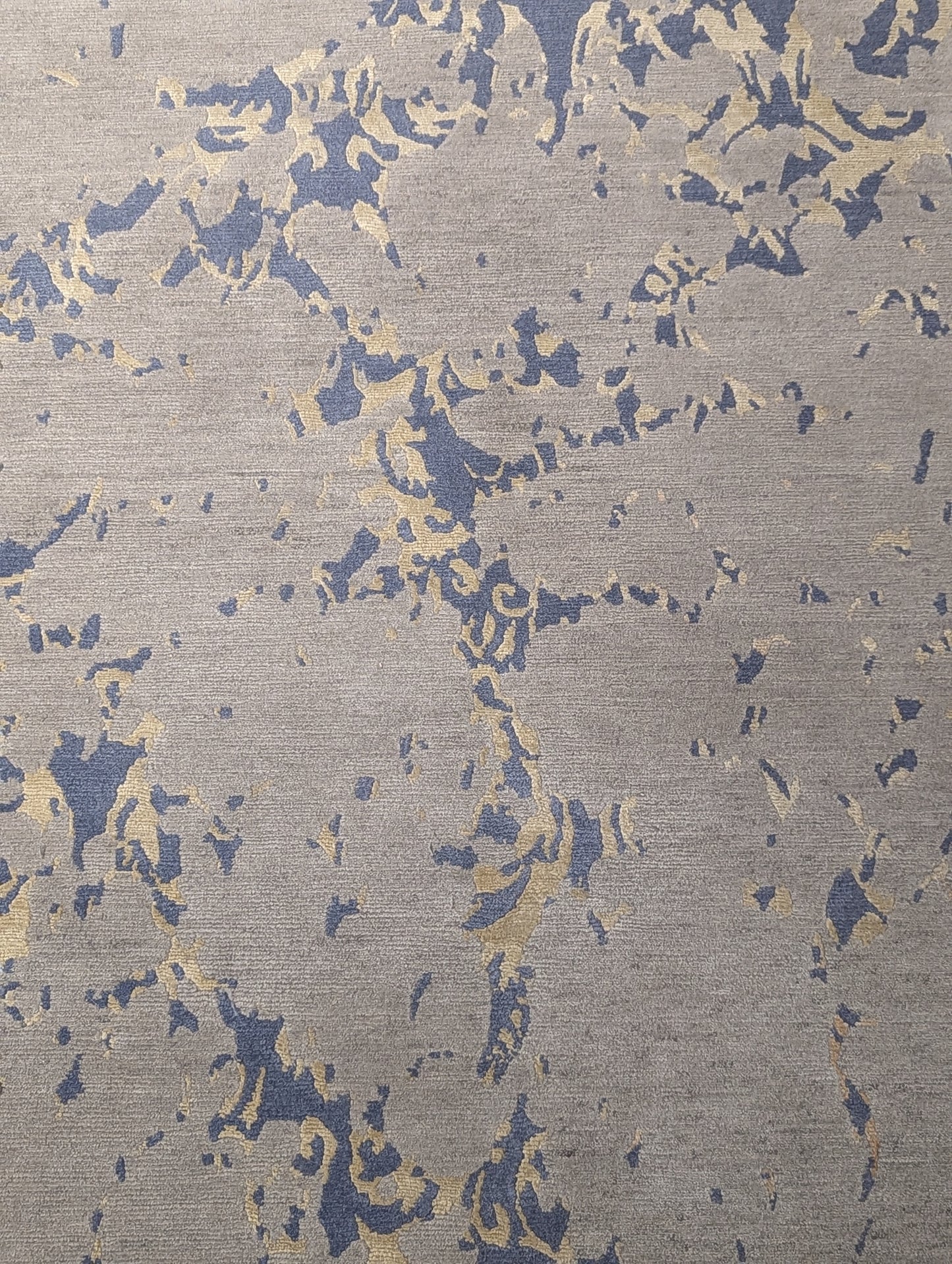 Abstract Rug