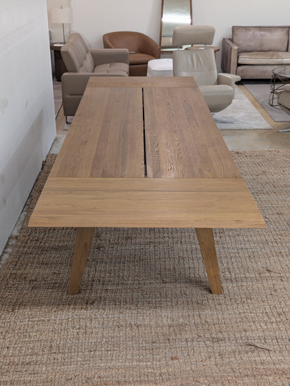 Article Madera 86" - 125" Solid Wood Extendable Dining Table - Oak