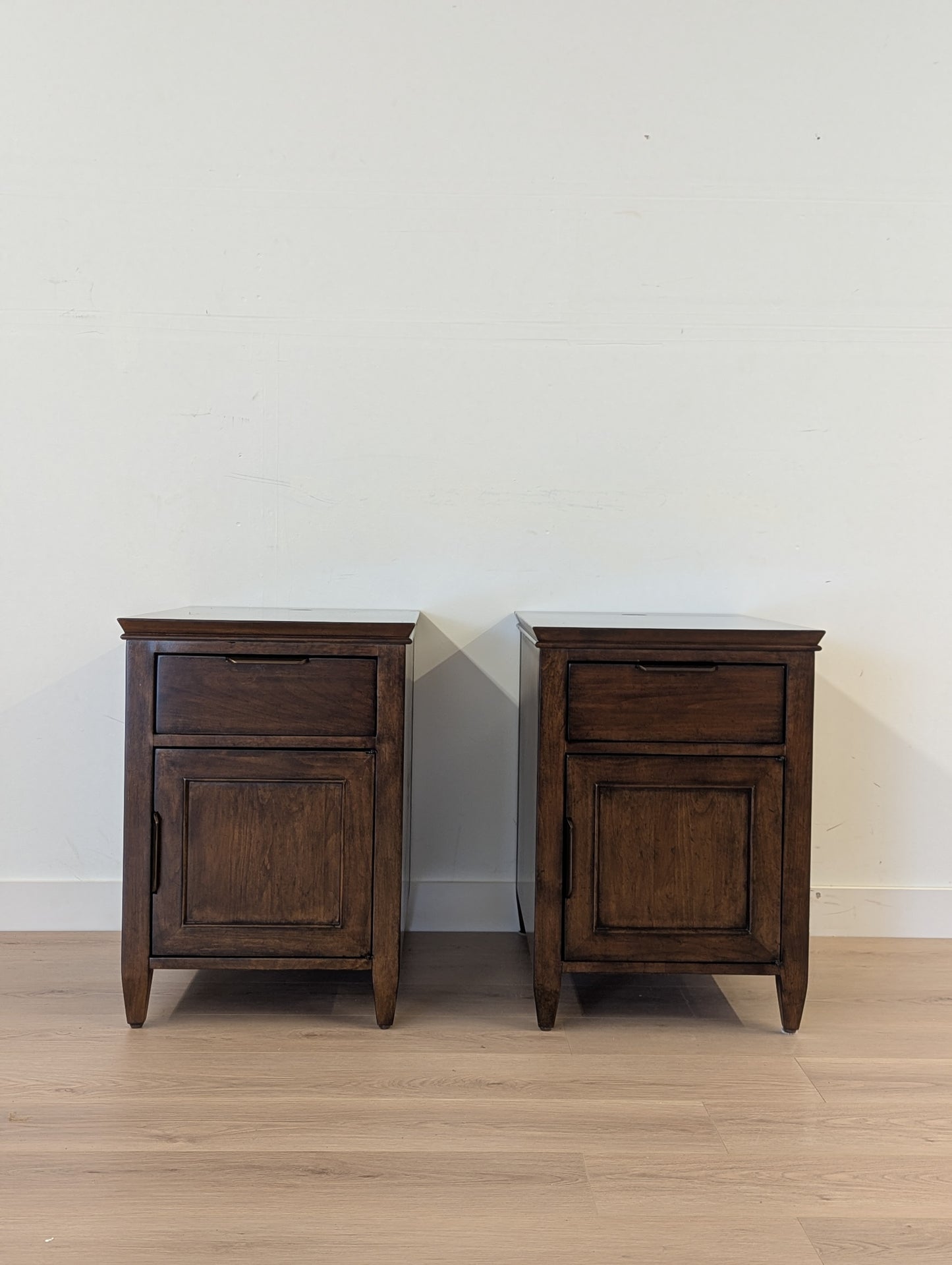 La Z Boy Elise Chair Side Table