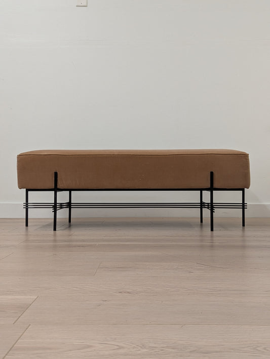 GUBI TS Pouffe