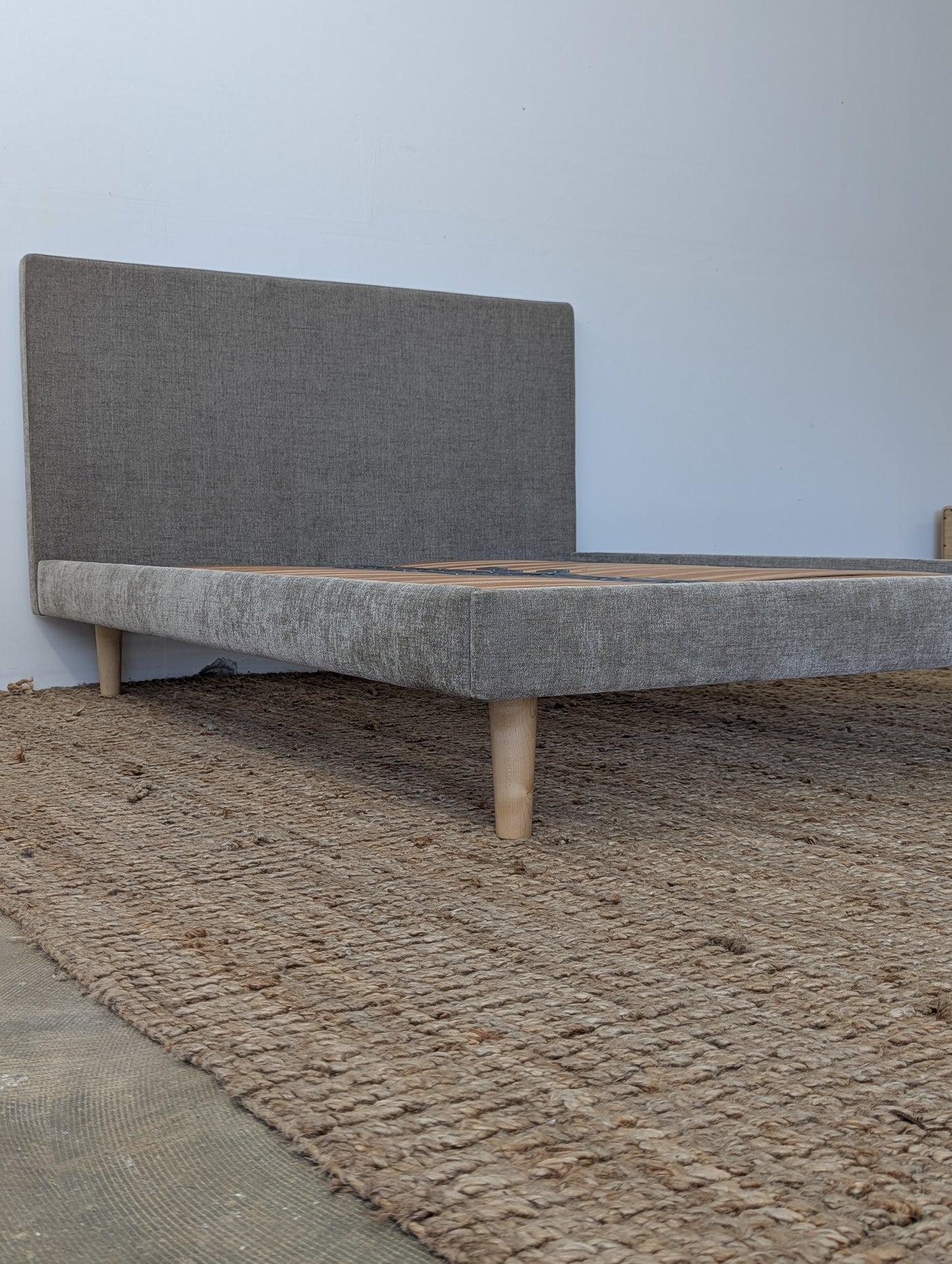 Fawcett Christen Bedframe