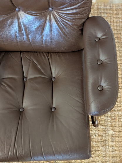 Vintage Ekornes Stressless Reclining Lounge Chair + Ottoman