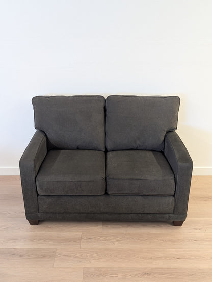 La-Z-Boy Kennedy Loveseat