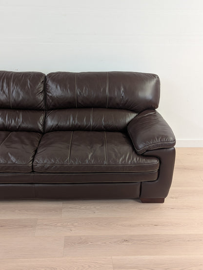La-Z-Boy Dexter Stationary Leather Sofa