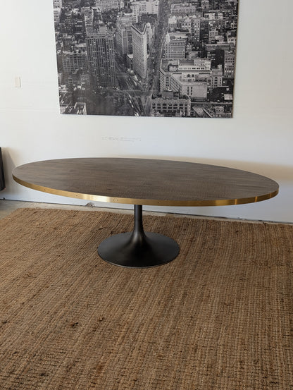 Evans Oval Dinning Table