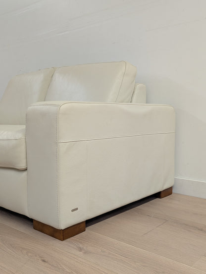 Natuzzi Editions Mod A397 Loveseat