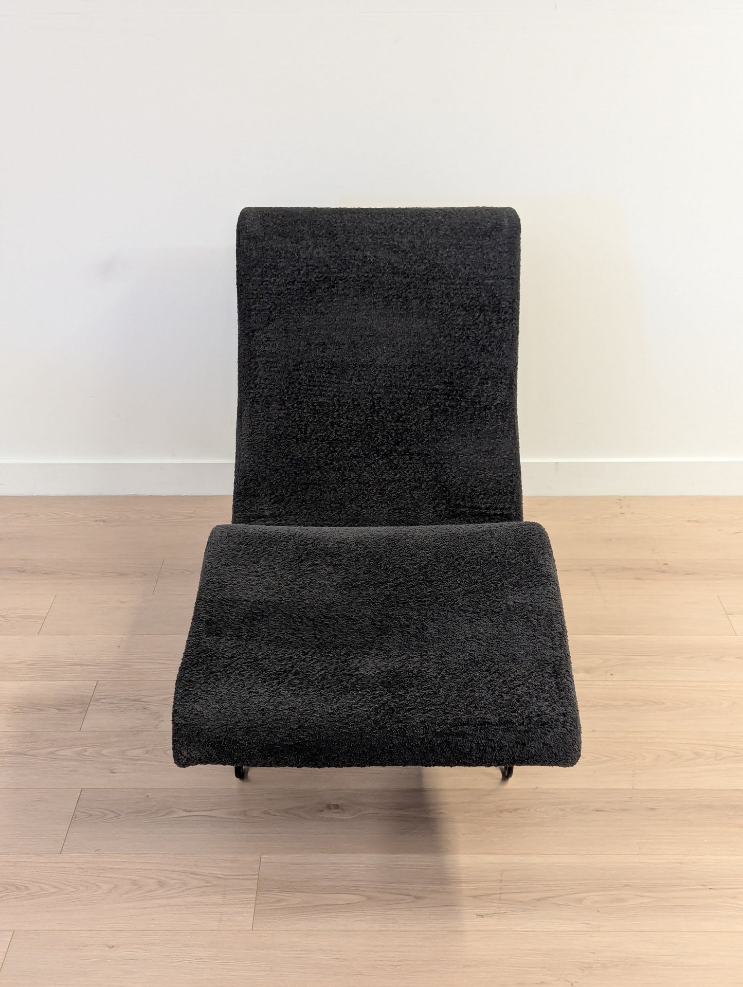 Gubi GMG Chaise Lounge