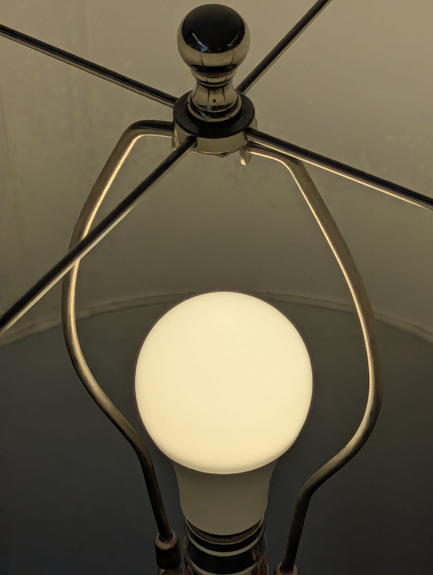 Style Craft Table Lamp