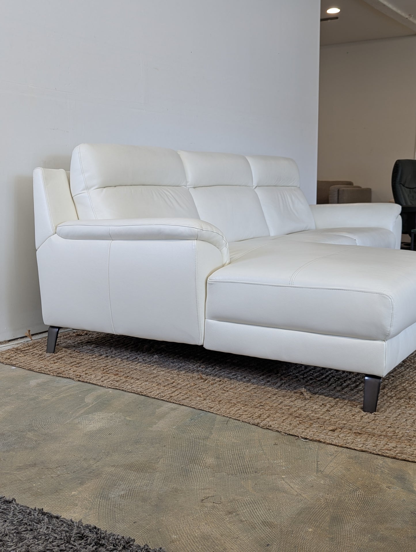 Scan Designs 5317 Power Reclining Leather Sectional
