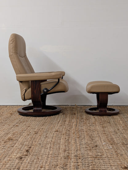 Ekornes Stressless Consul Reclining Chair + Ottoman