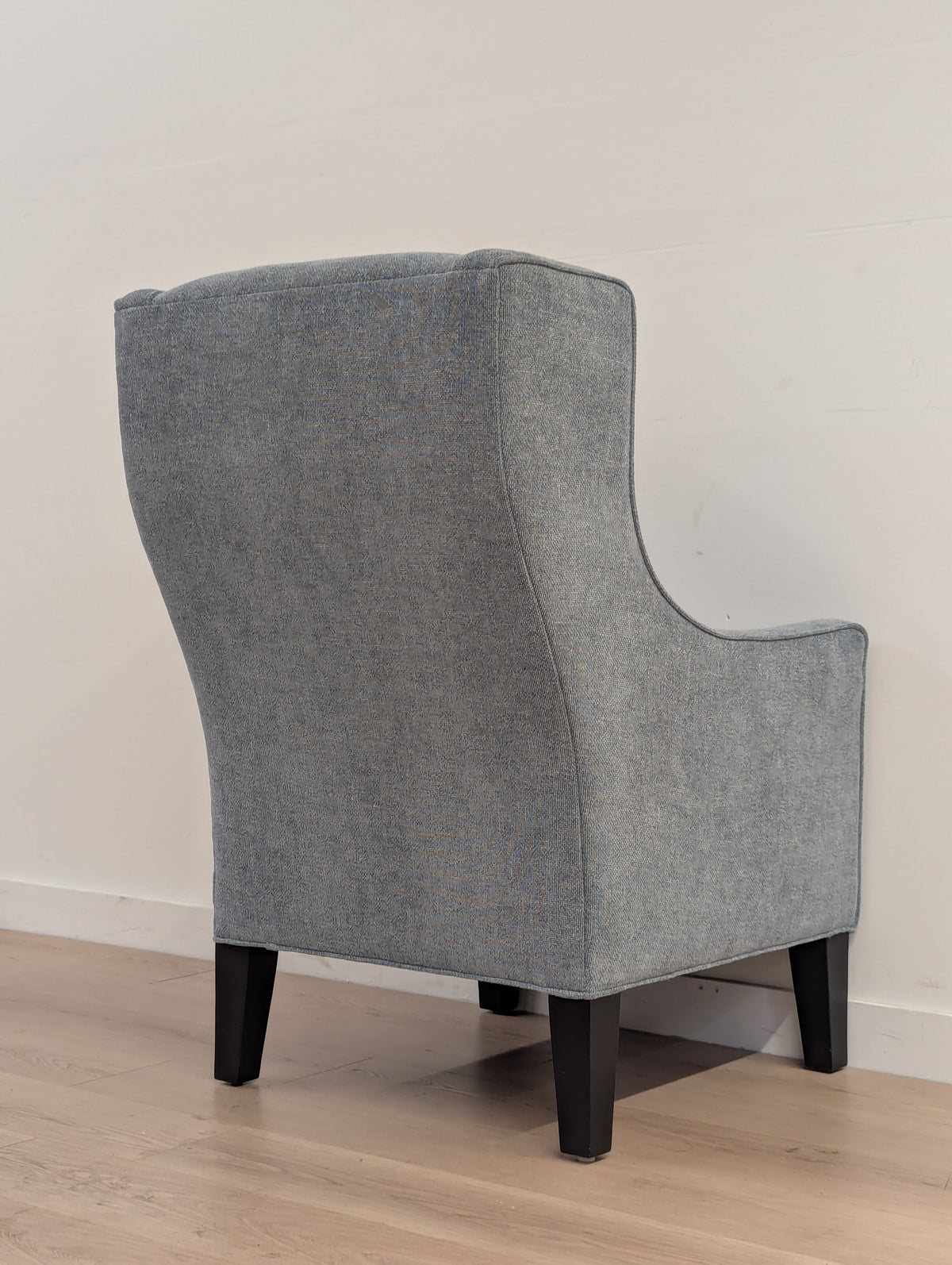 Stylus Rogers Armchair & Ottoman