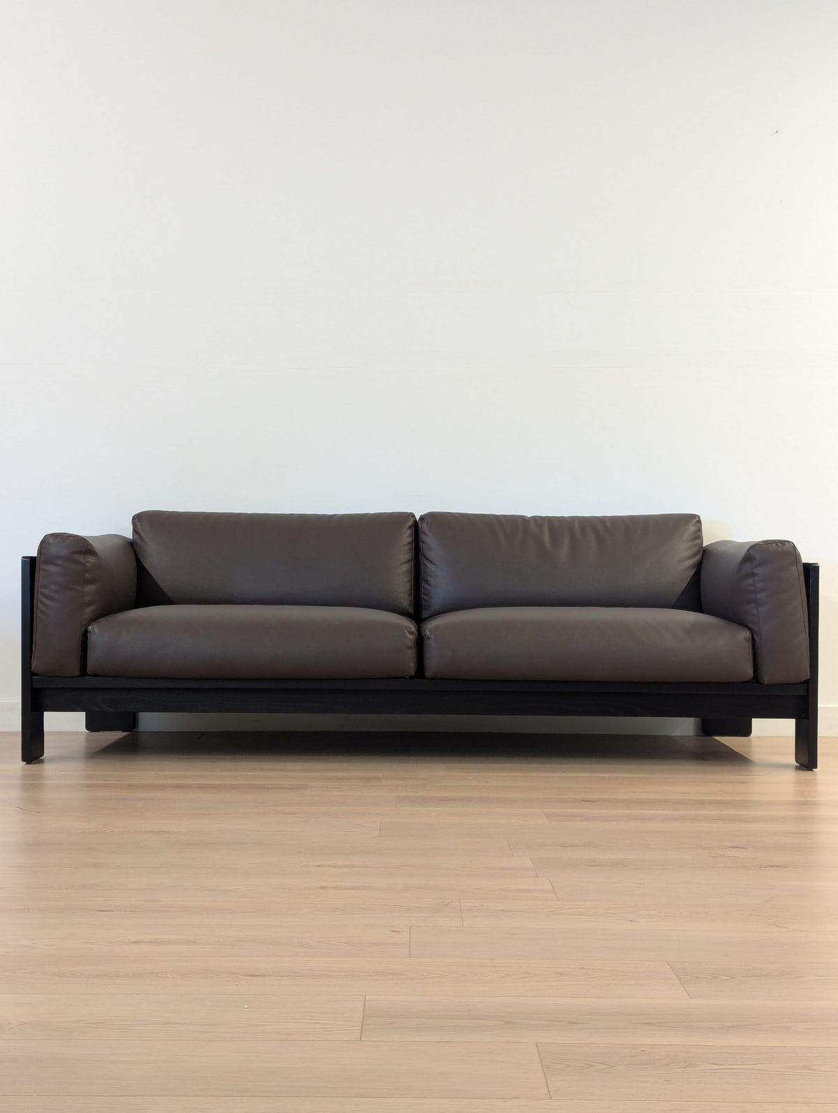 Knoll Bastiano Sofa
