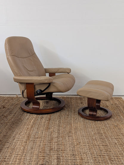 Ekornes Stressless Consul Reclining Chair + Ottoman