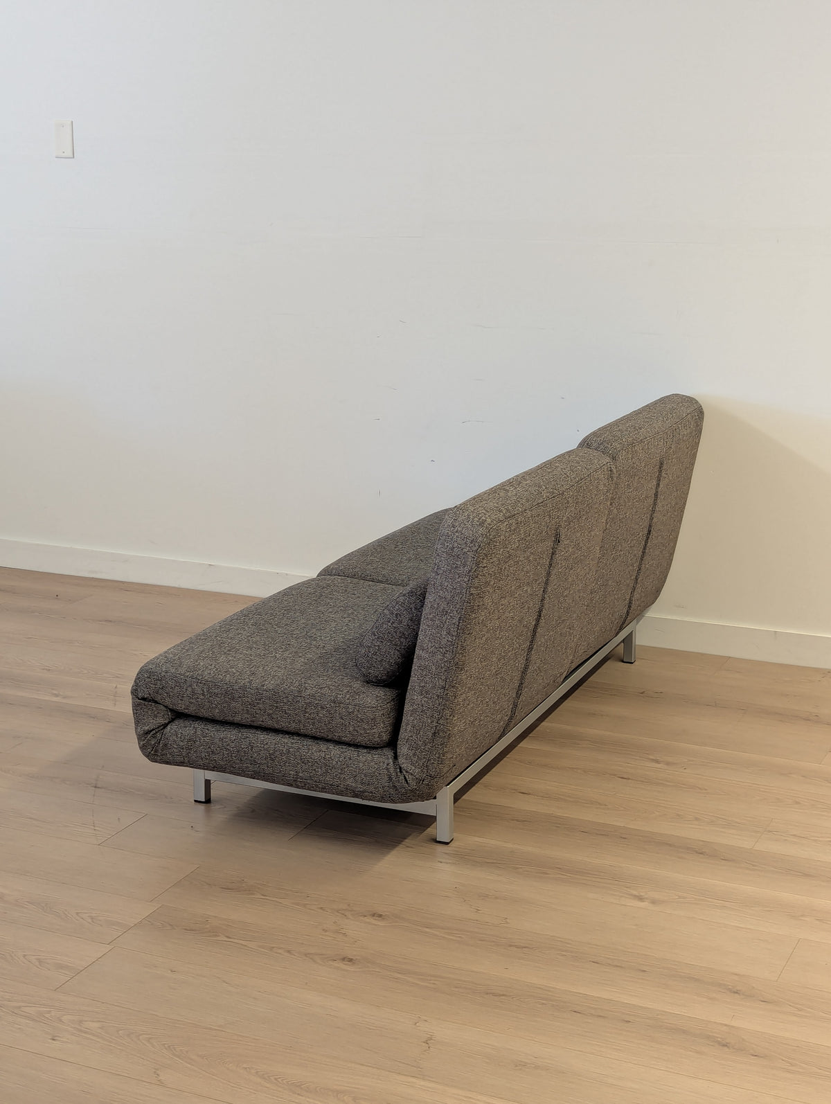 Mobital Icon ISO Swivel Double Sofa Bed