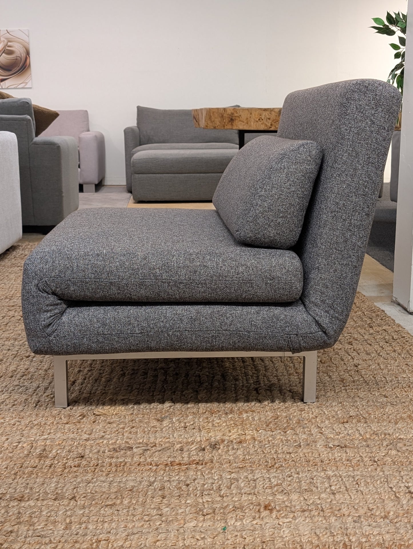 Single Swiveling Chair Bed