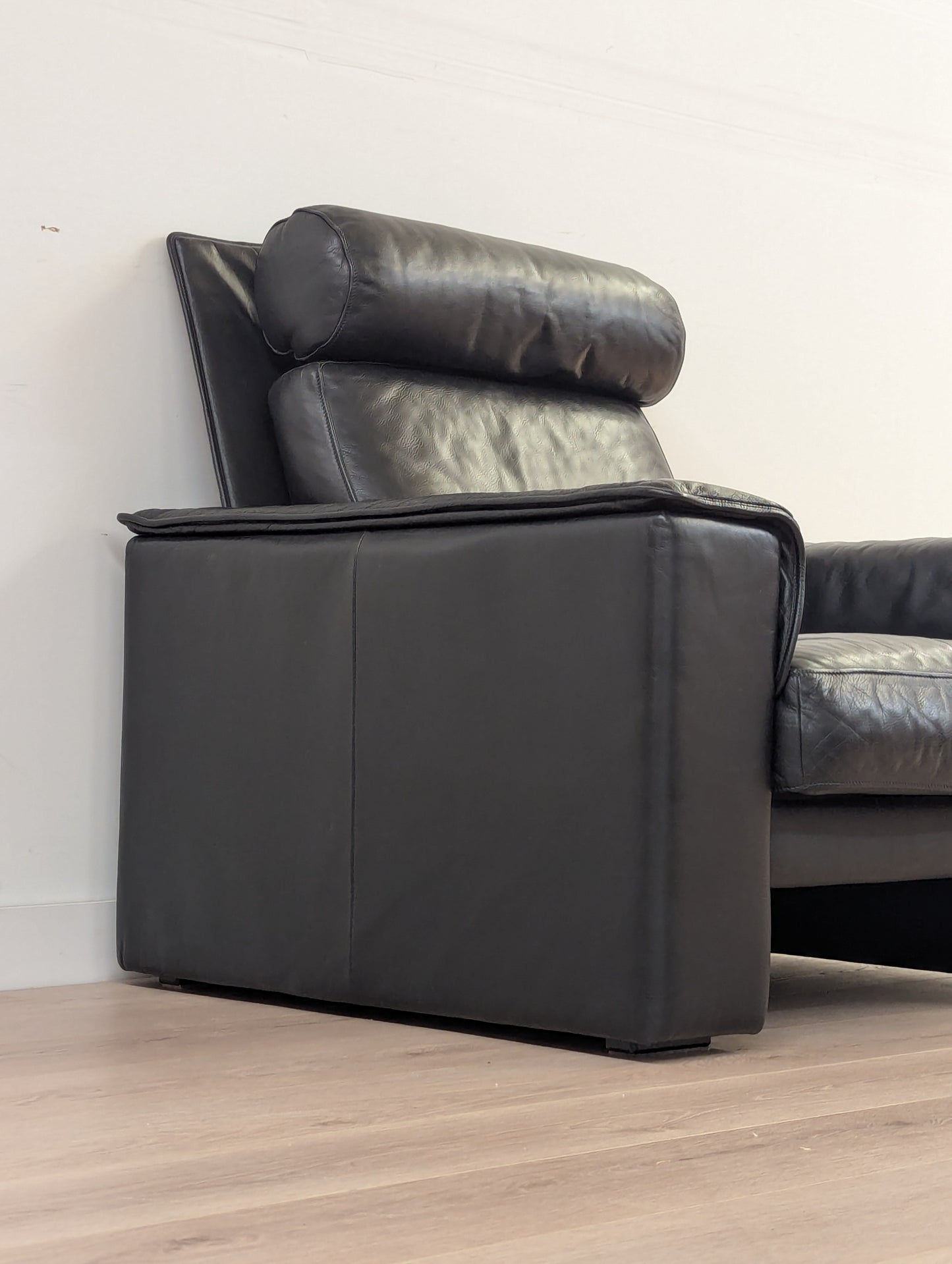 de Sede DS 131 Manual Reclining Leather Chair