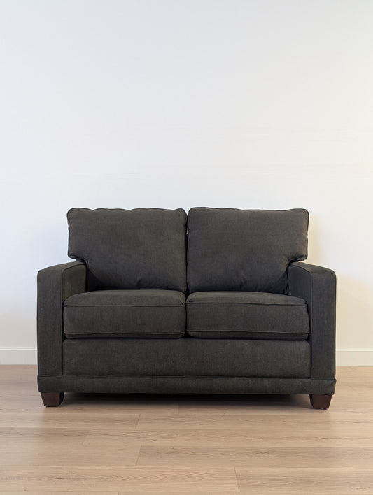 La-Z-Boy Kennedy Loveseat