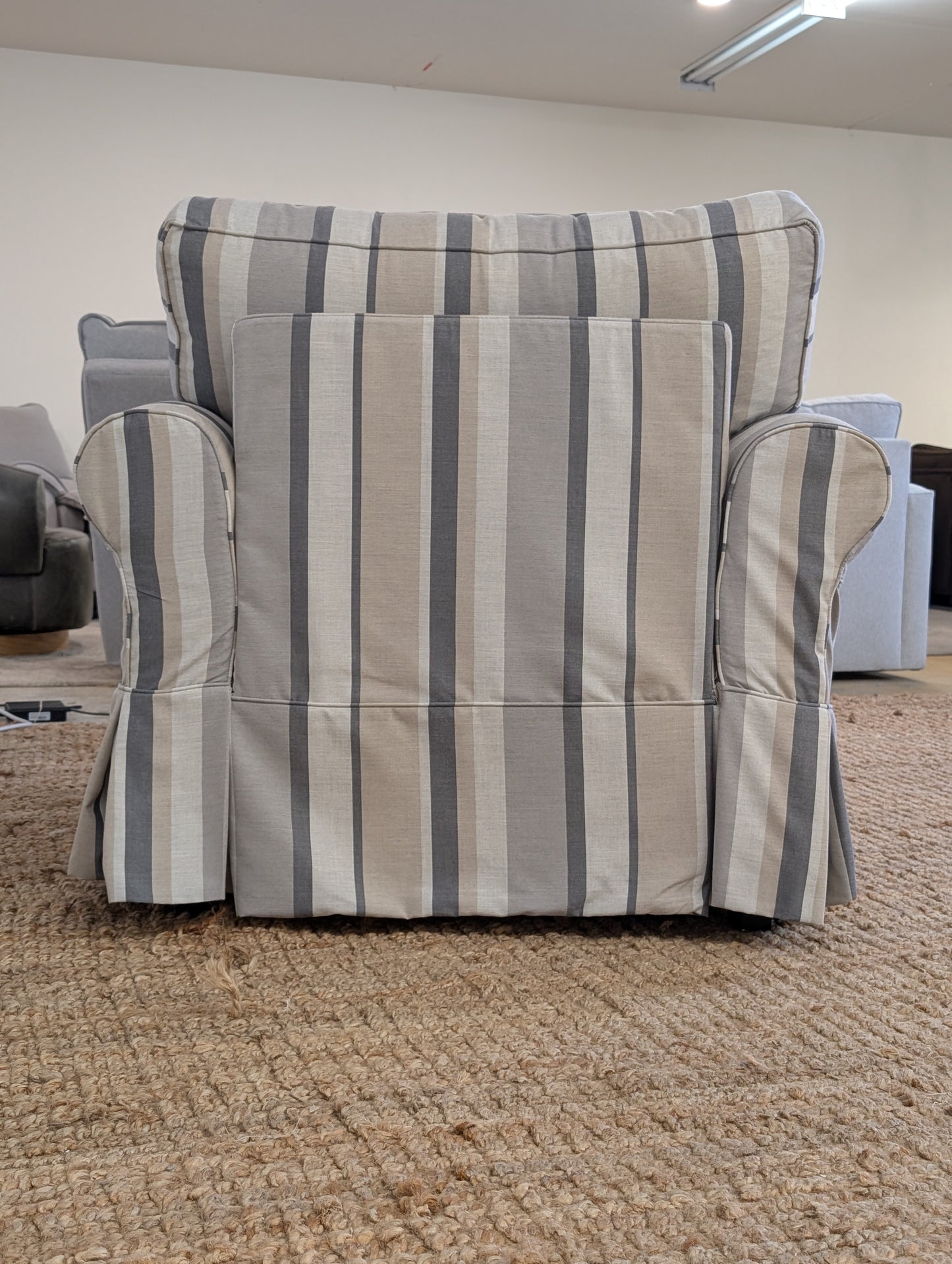 4 Season's Alexandria 725C Chair