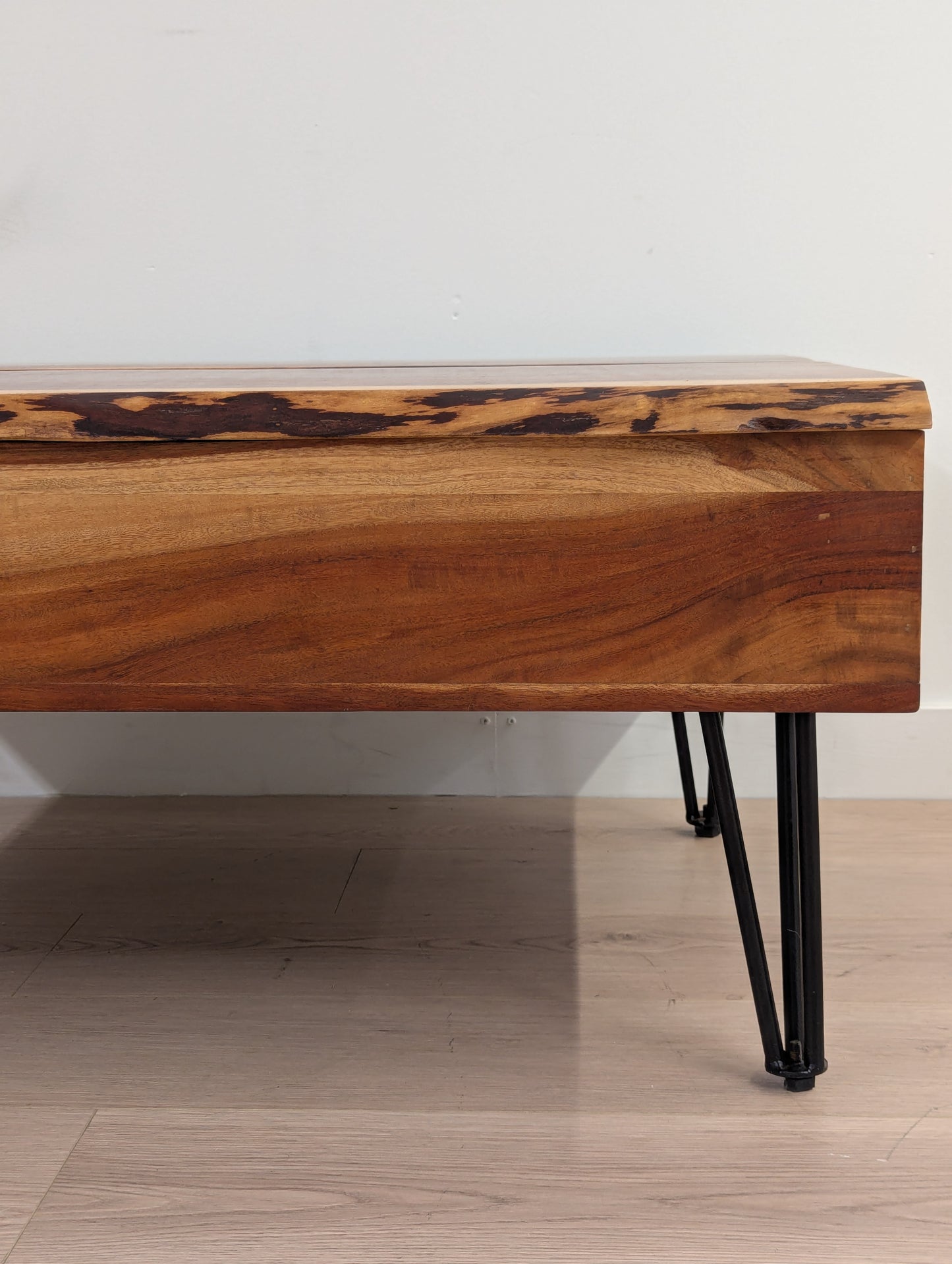 Live Edge Lift-Up Coffee Table