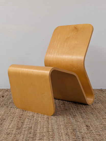 Ryerson University Molded Plywood Chair