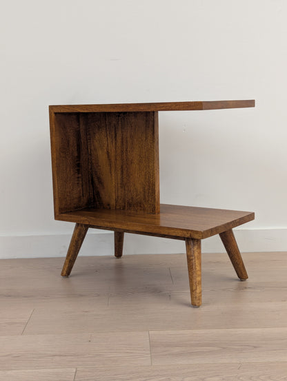 Monarch Furniture Bartz Side Table