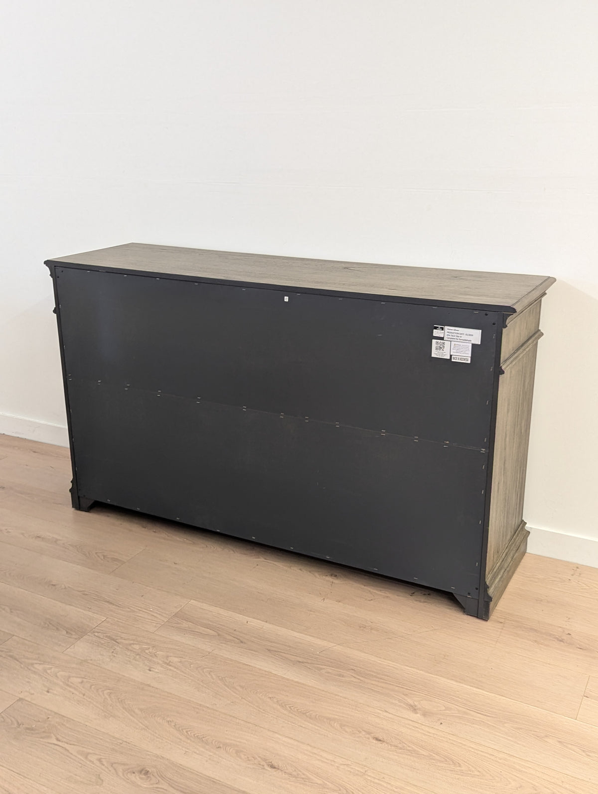 Three Posts Lipford Dresser