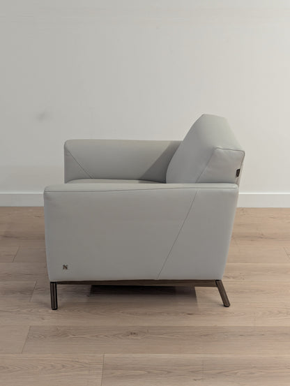 Natuzzi Italia Tratto 2811 (2 available)