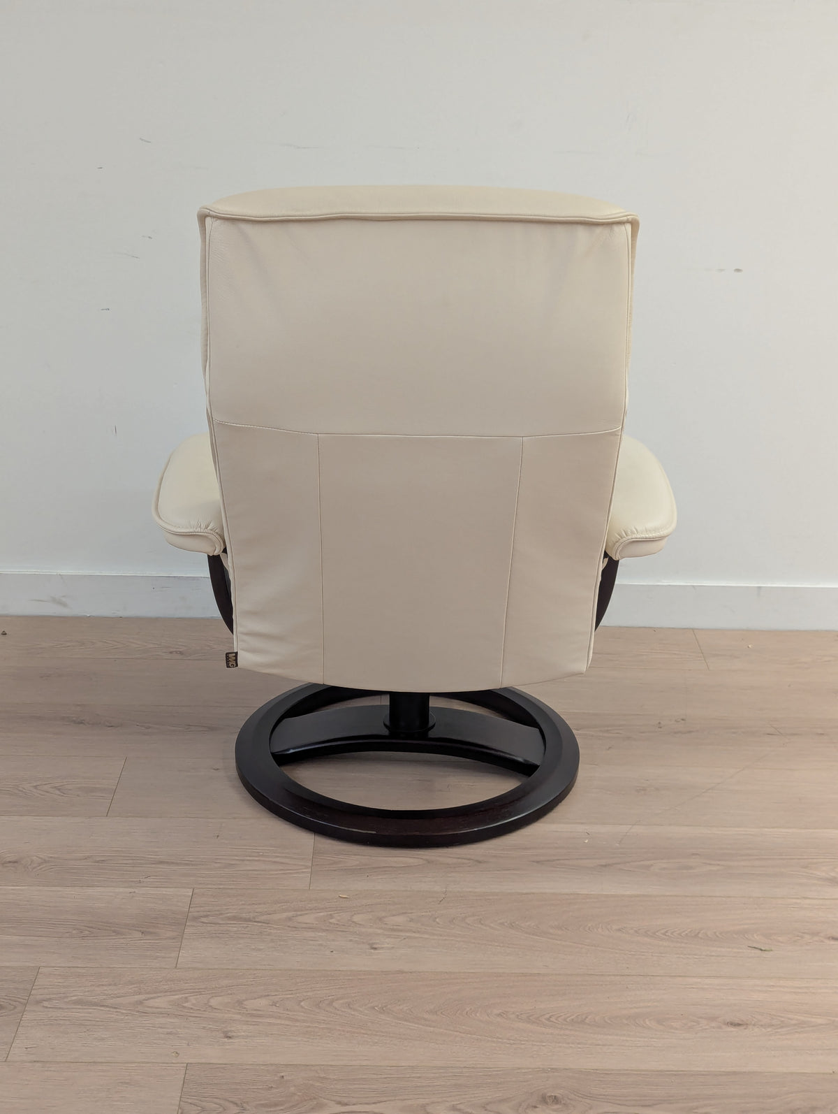 IMG Nordic 21 Comfort Glide Swivel Recliner with Ottoman