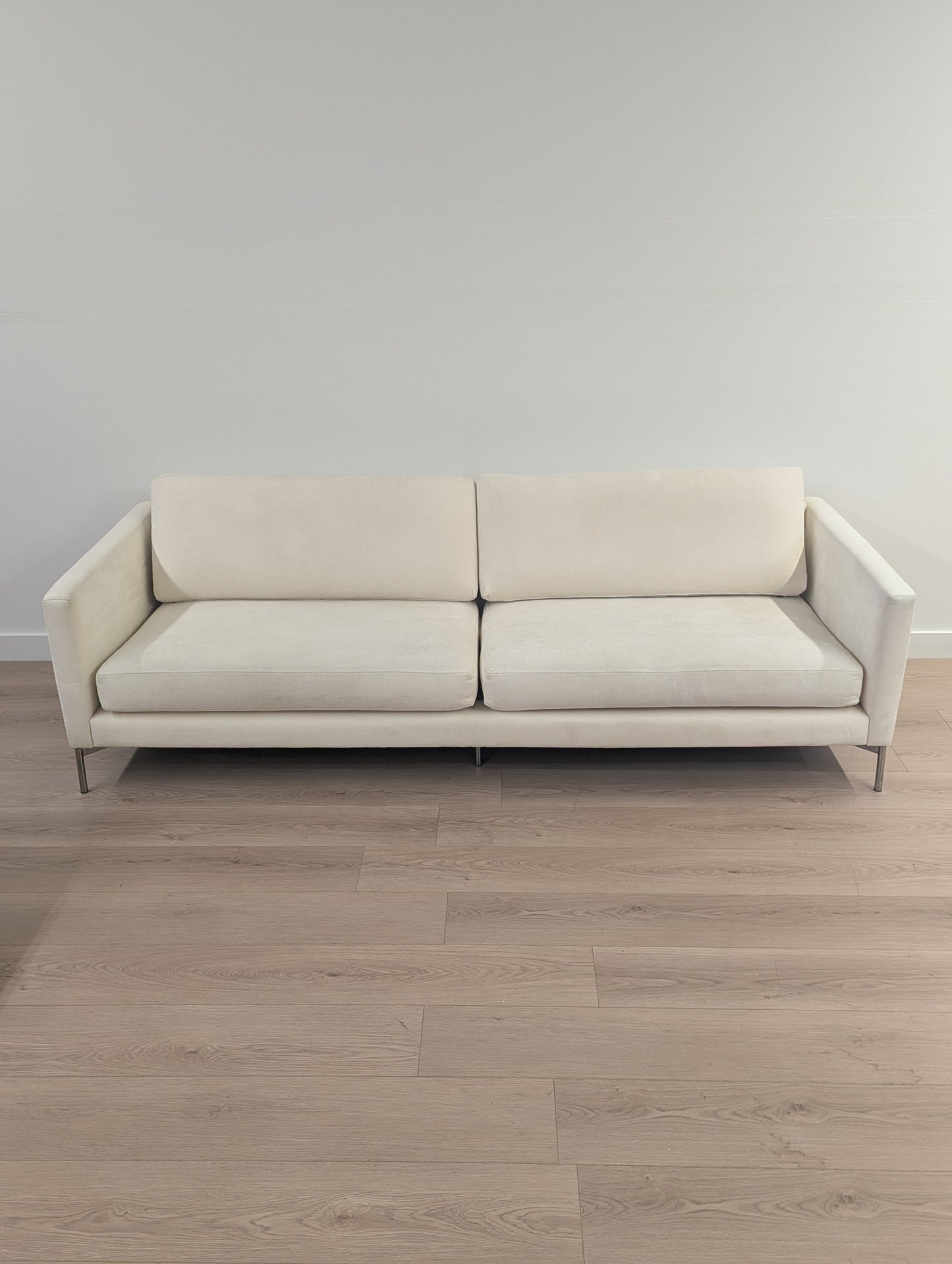 Knoll Piero Lissoni Divina® Sofa