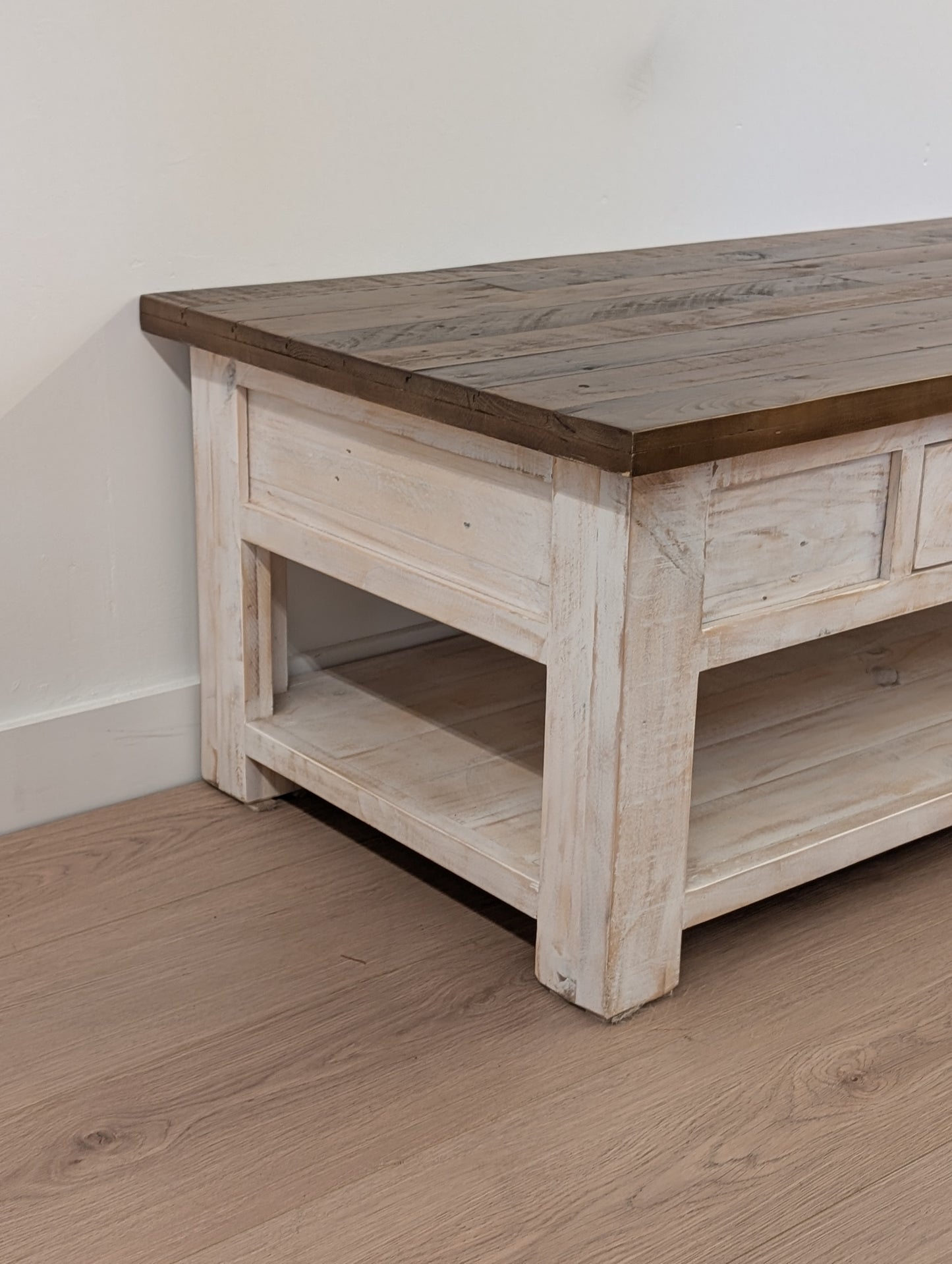 Q Living Provence Coffee Table