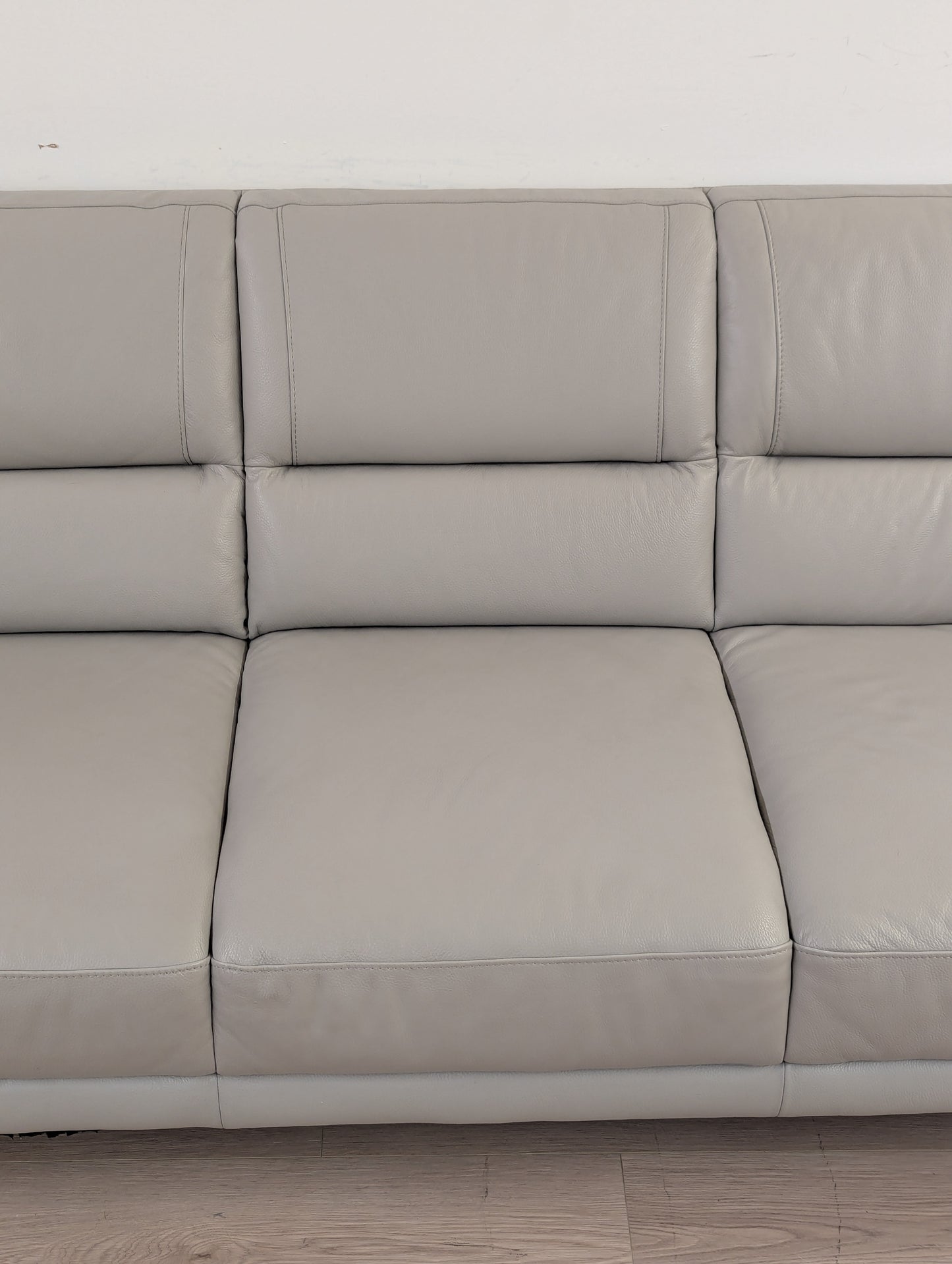 Natuzzi Editions MODC131 Sofa