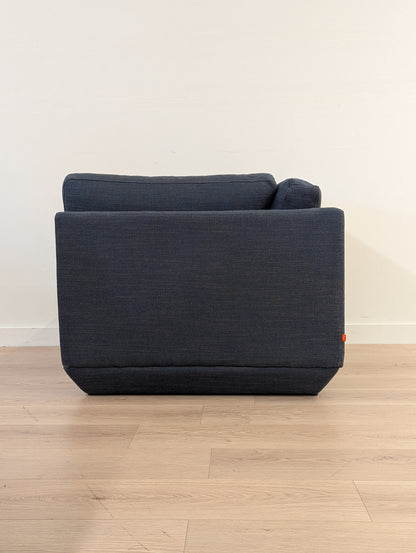 Gus Modern Podium 8 Piece Sectional Set