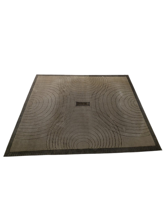 Studio One F-3123 Rug by Colin Campbell
