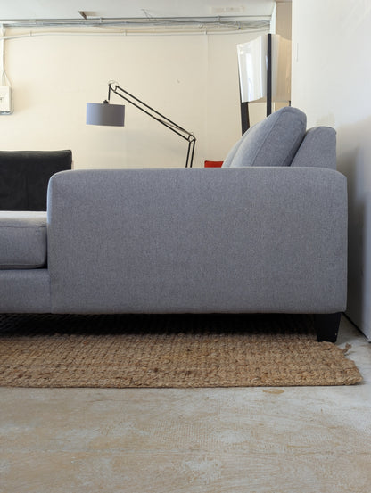 Stylus Bronx Sectional