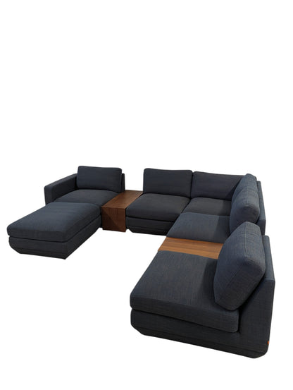 Gus Modern Podium 8 Piece Sectional Set
