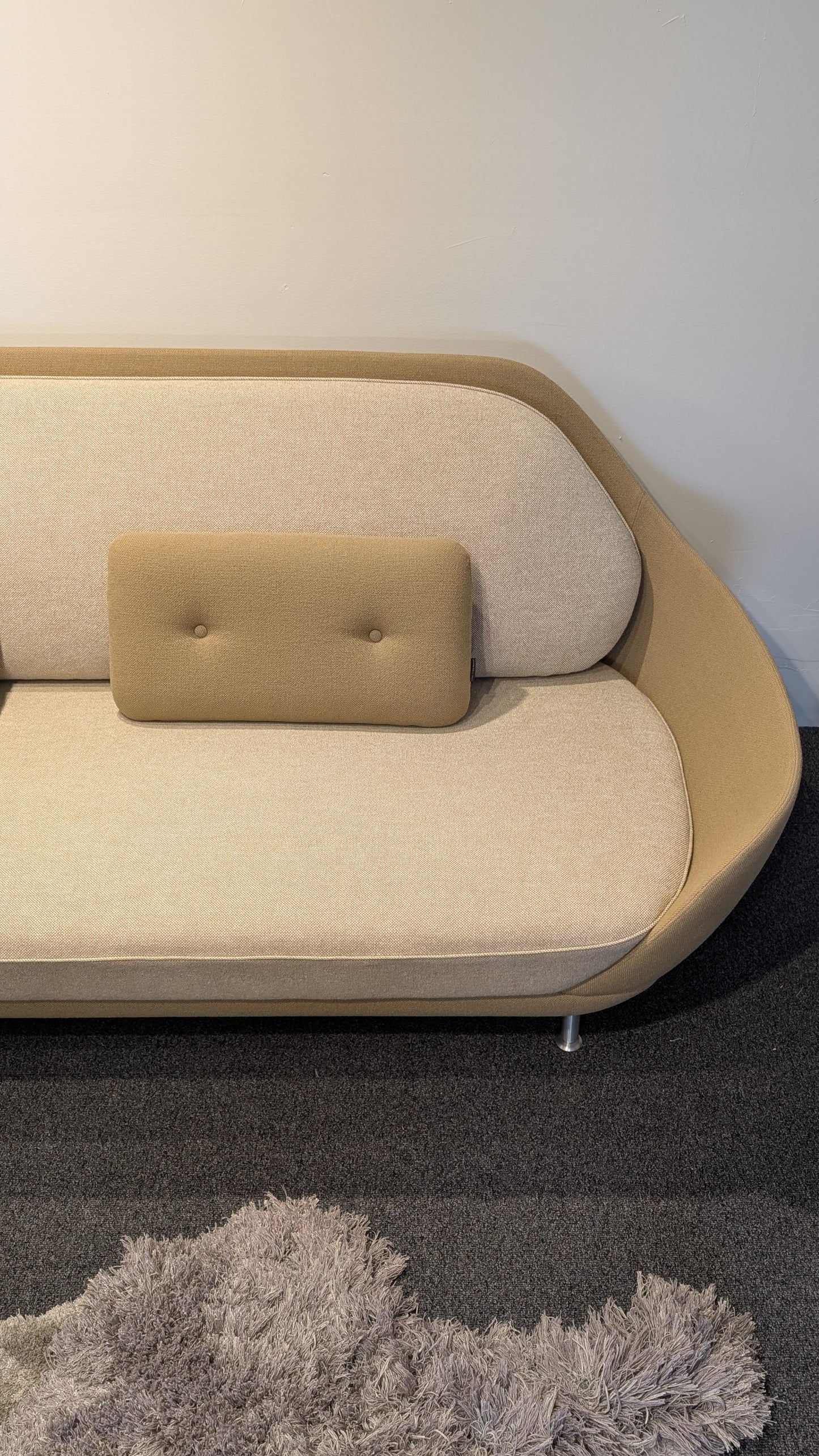 Fritz Hansen Favn JH3 Sofa