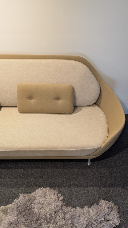 Fritz Hansen Favn JH3 Sofa