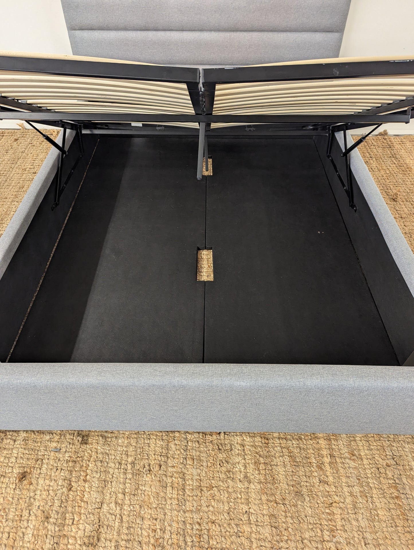 Dustin Storage Bed Greige Queen