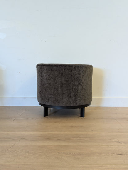 Trica Sara Chair & Marshmallow Ottoman