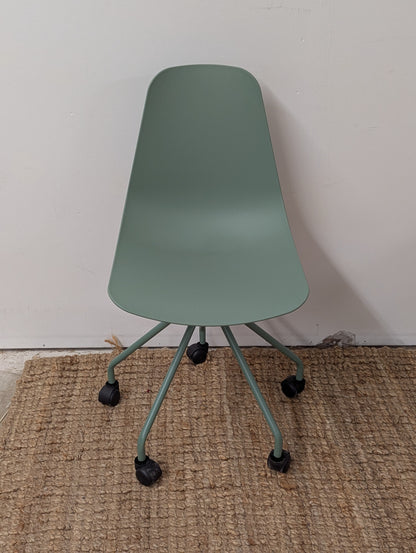 Article Svelti Office Chair - Aloe Green
