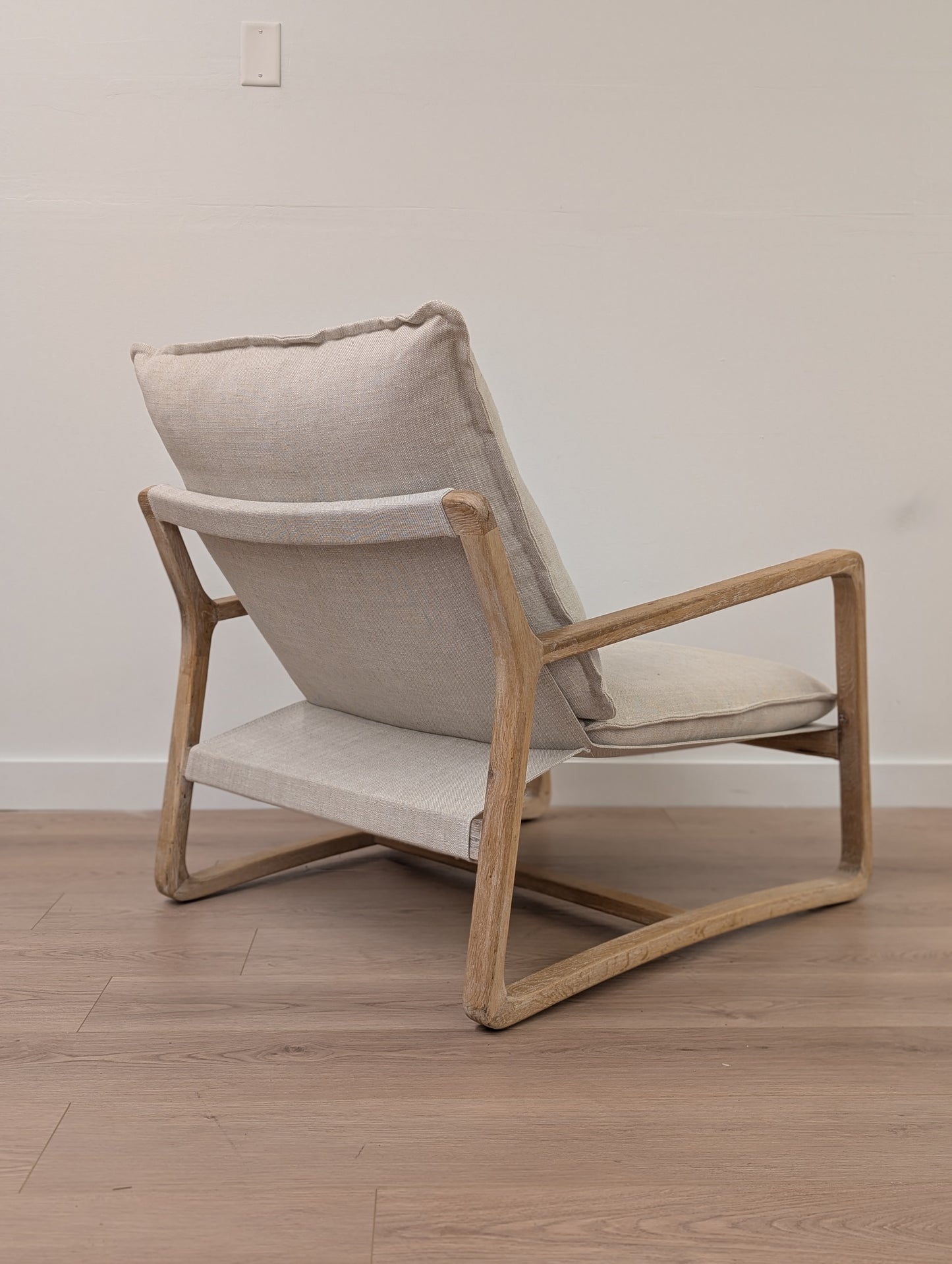 Dovetail Furniture Sling Chair