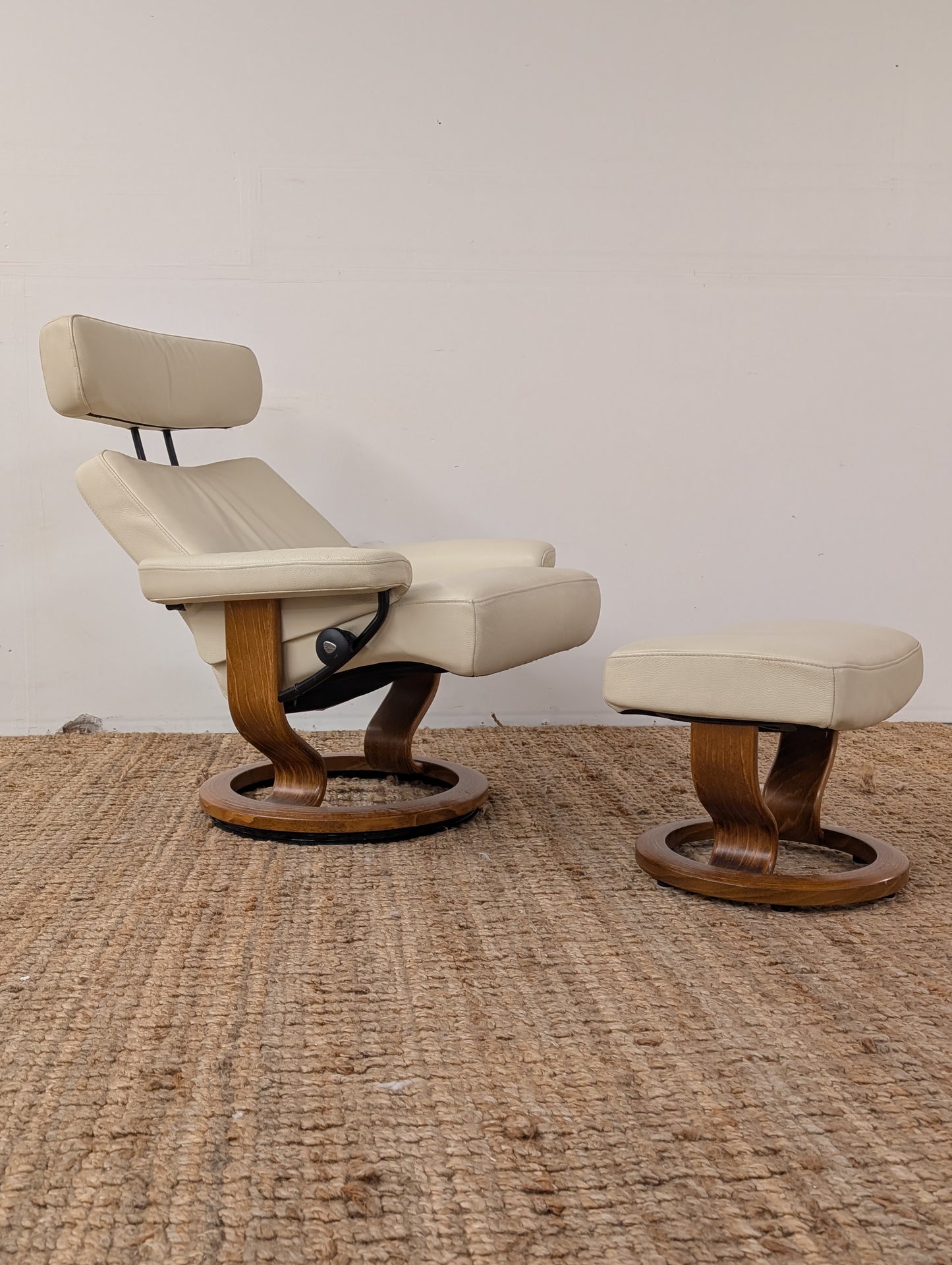 Stressless Taurus Reclining Chair and Ottoman