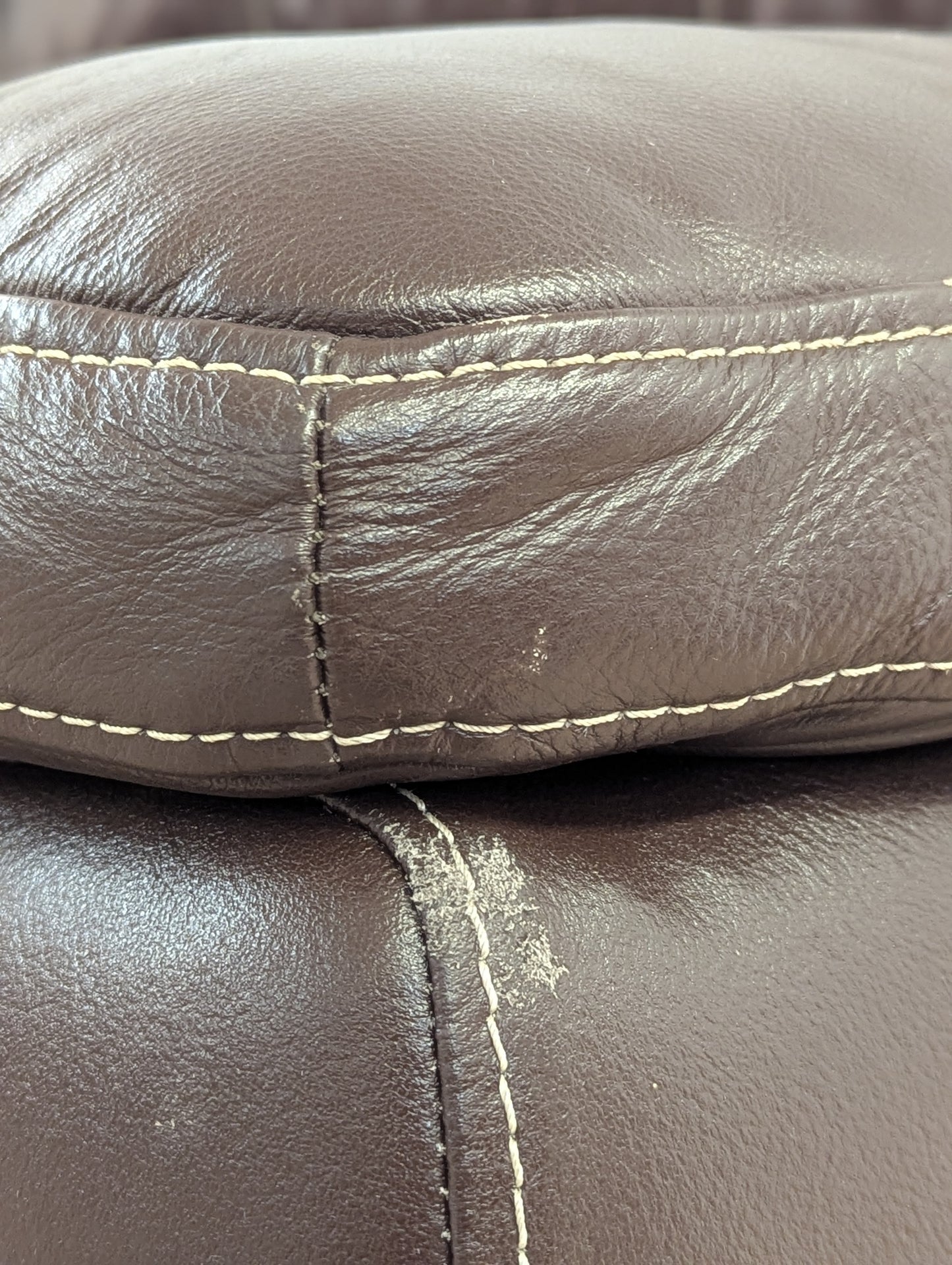 La-Z-Boy Dexter Stationary Leather Sofa