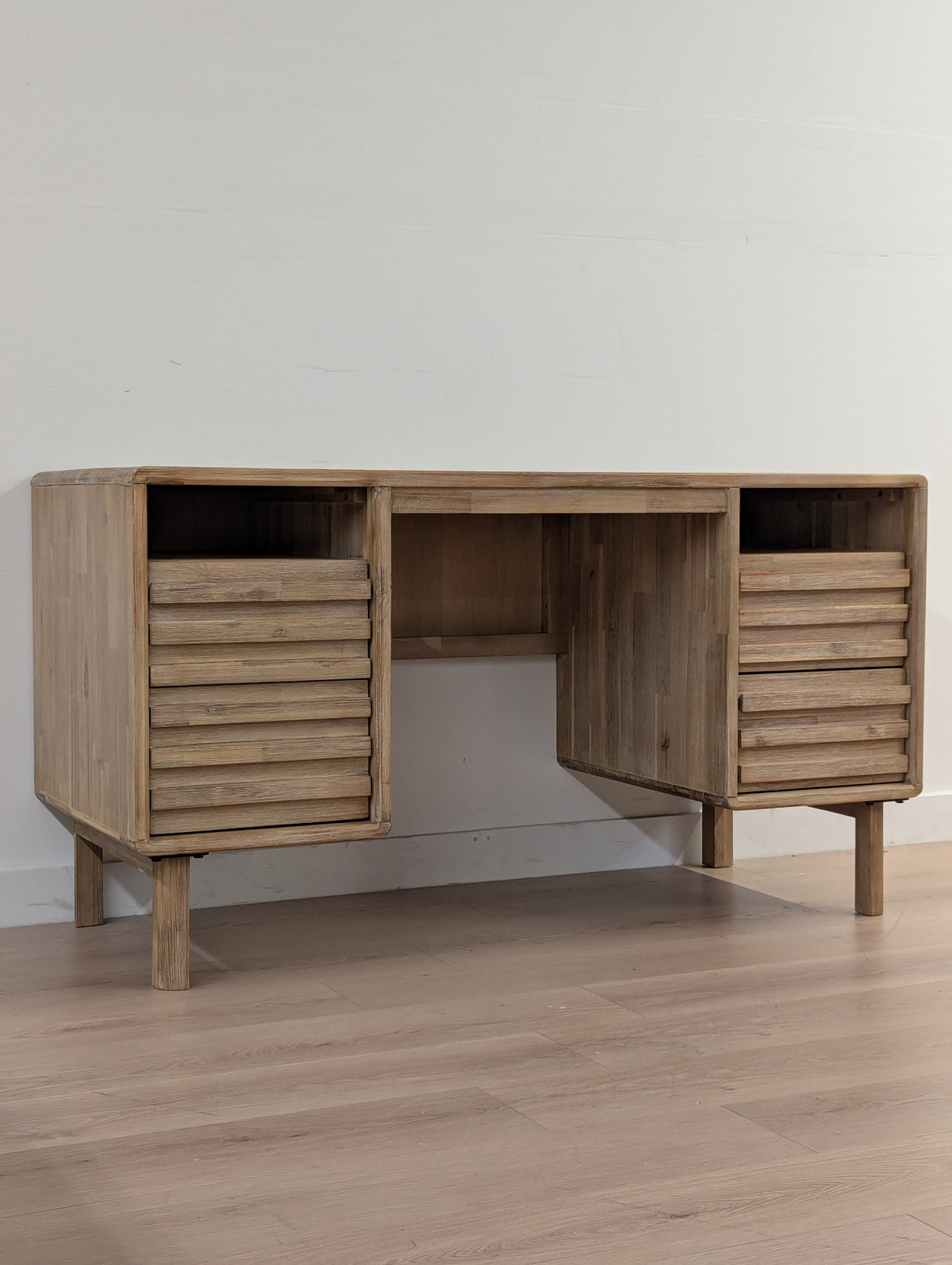 Urban Barn Nuevo Desk