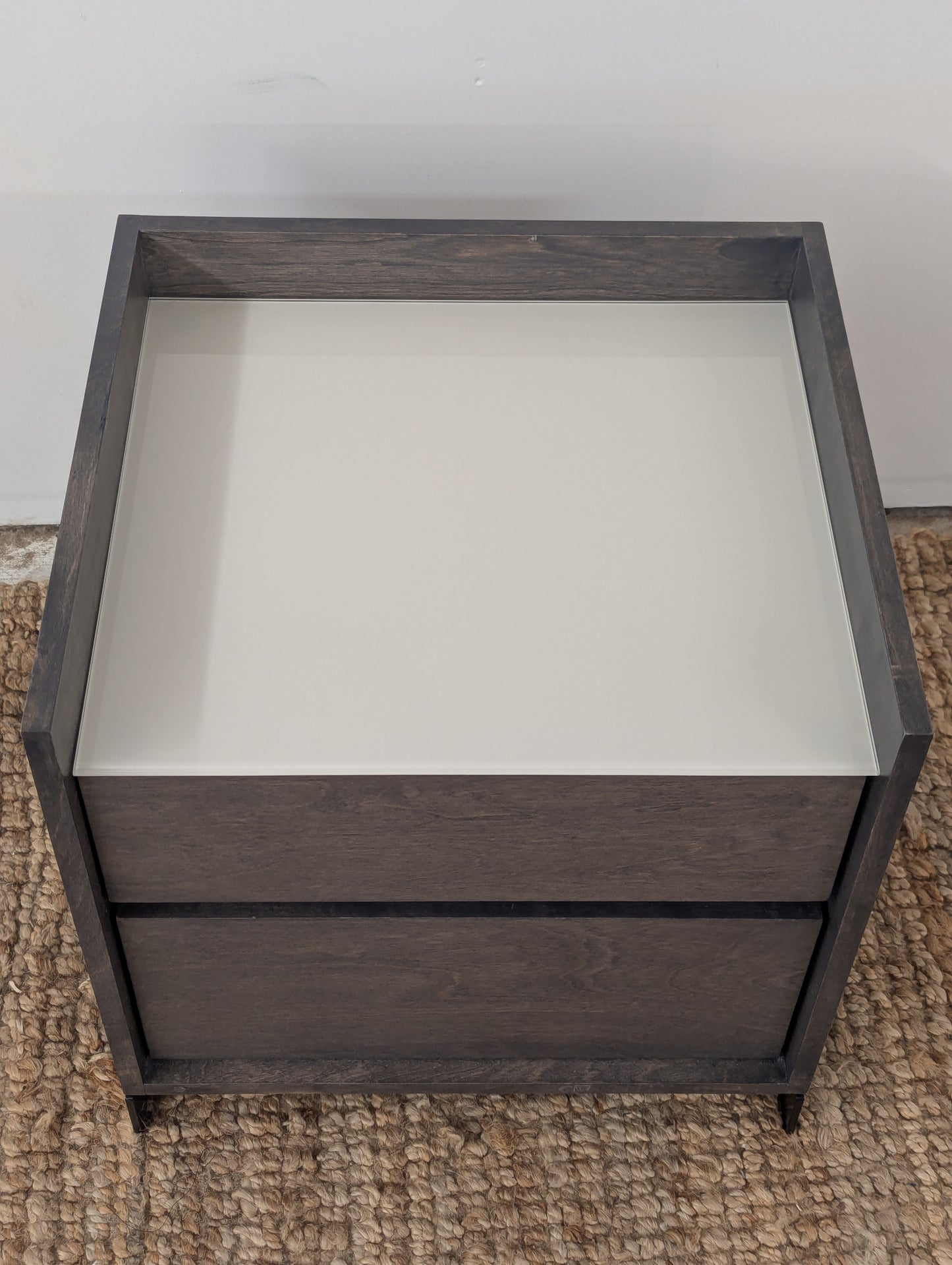 Huppé Nightstand