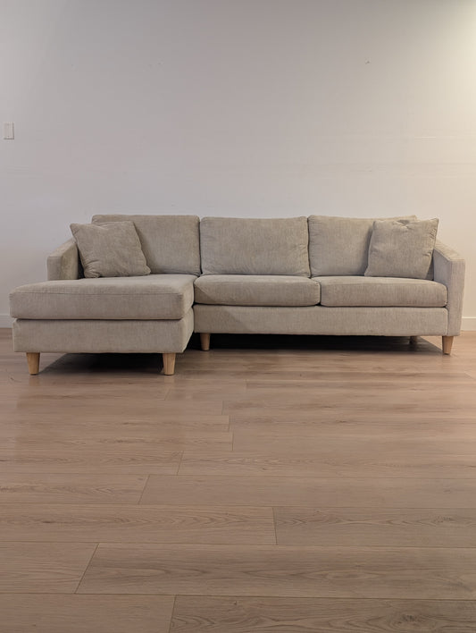 Urban Barn Austin Sectional - Dream Cream