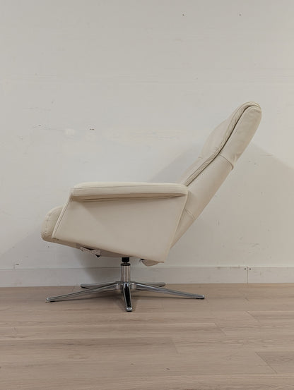 IMG Space 2400 Swivel Reclining Chair + Ottoman
