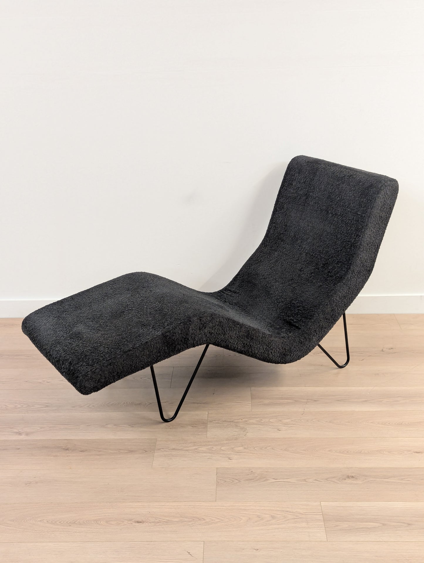 Gubi GMG Chaise Lounge