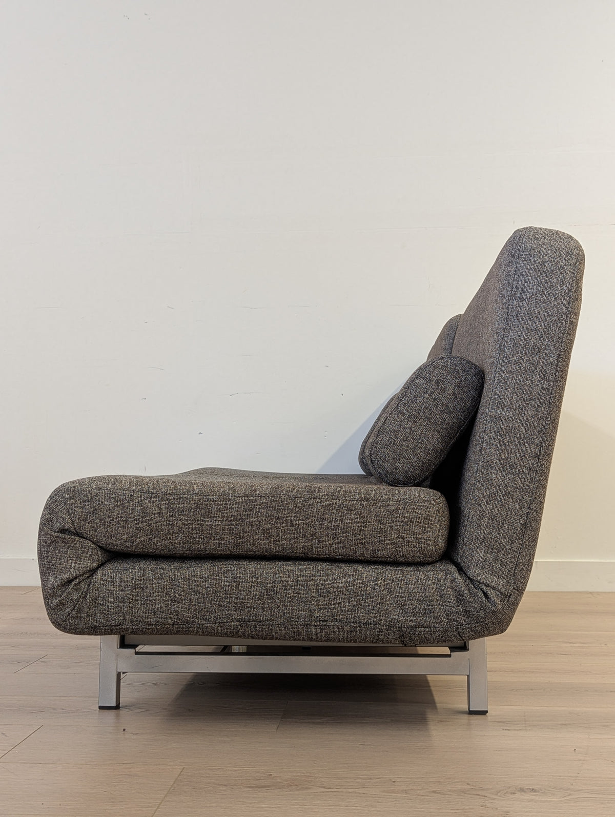 Mobital Icon ISO Swivel Double Sofa Bed